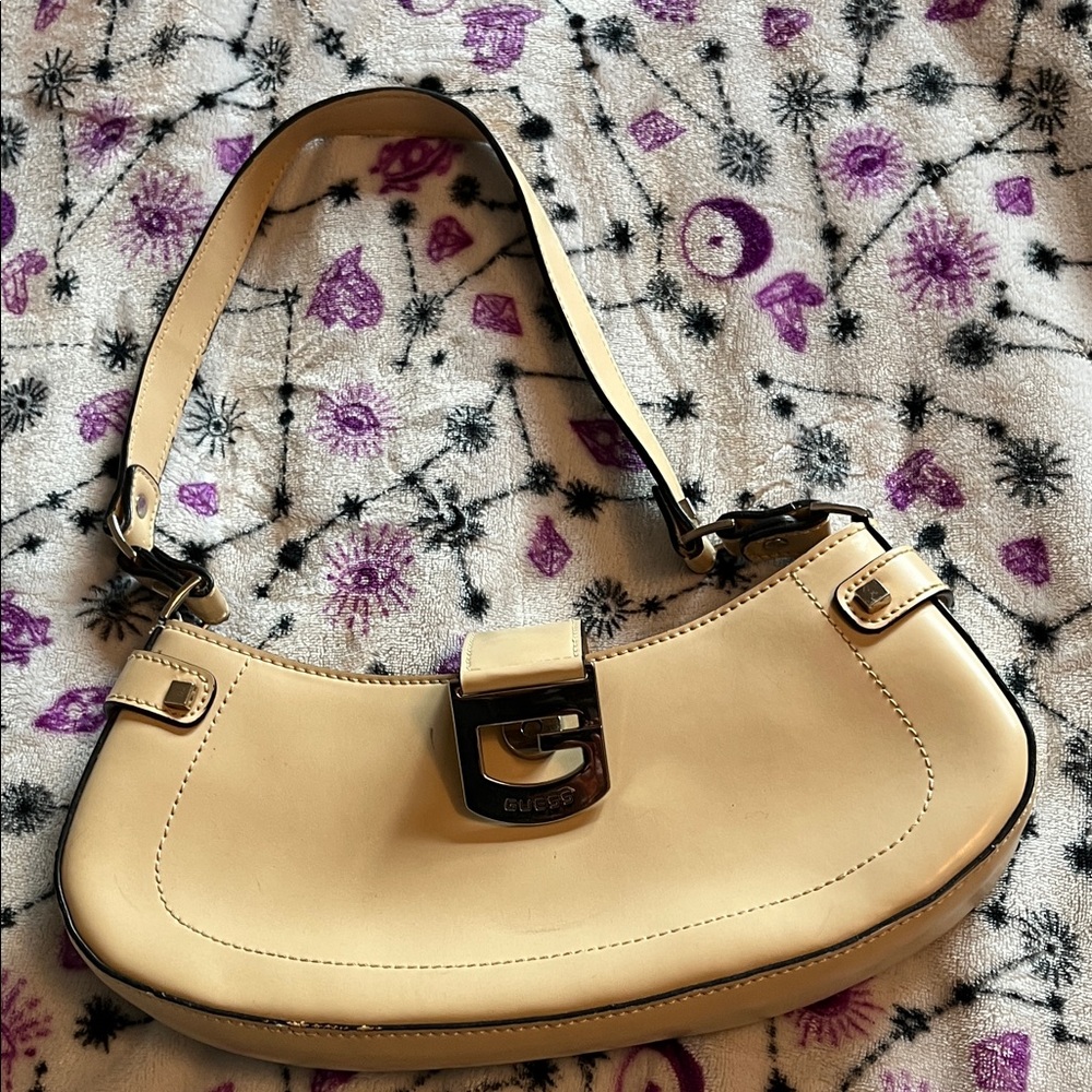 VINTAGE GUESS CURVE MINI PURSE - Picture 15 of 15